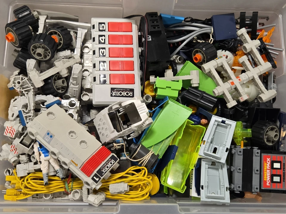 Robotix R-2000 1984 Milton Bradley sistema de construcción motorizado Foto 3 de 3