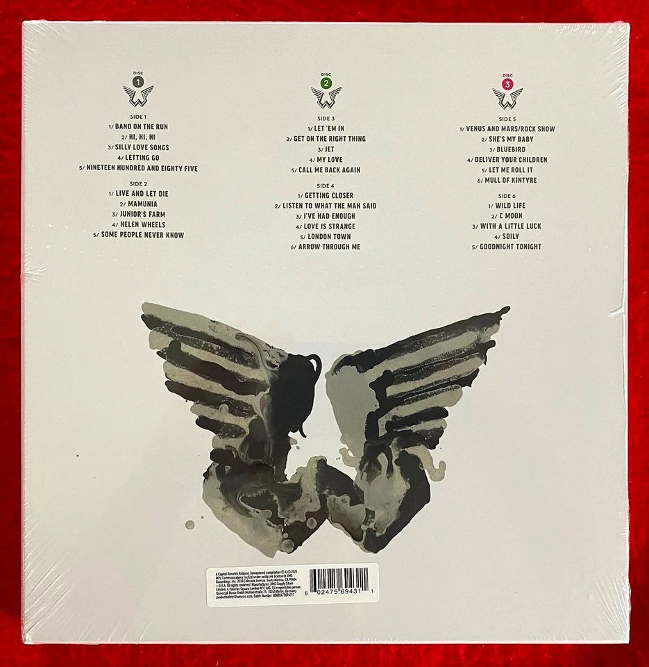 Paul McCartney and Wings – WINGS: Deluxe Edition 3LP + Booklet + Poster Box Set - Image 4 of 4