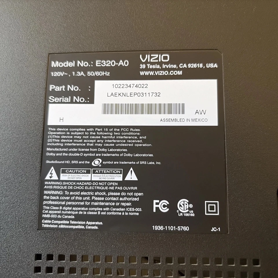 Vizio E320-A0 32" LED TV Flat Screen HDMI w/ Remote | Tested | Grade A - Image 3 of 4