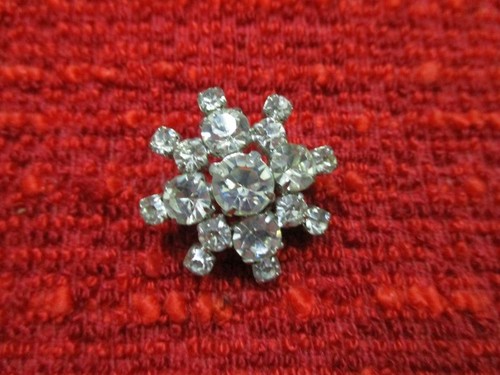 Broche Tour Eiffel étoile - Acier Argenté Et Strass Cristal