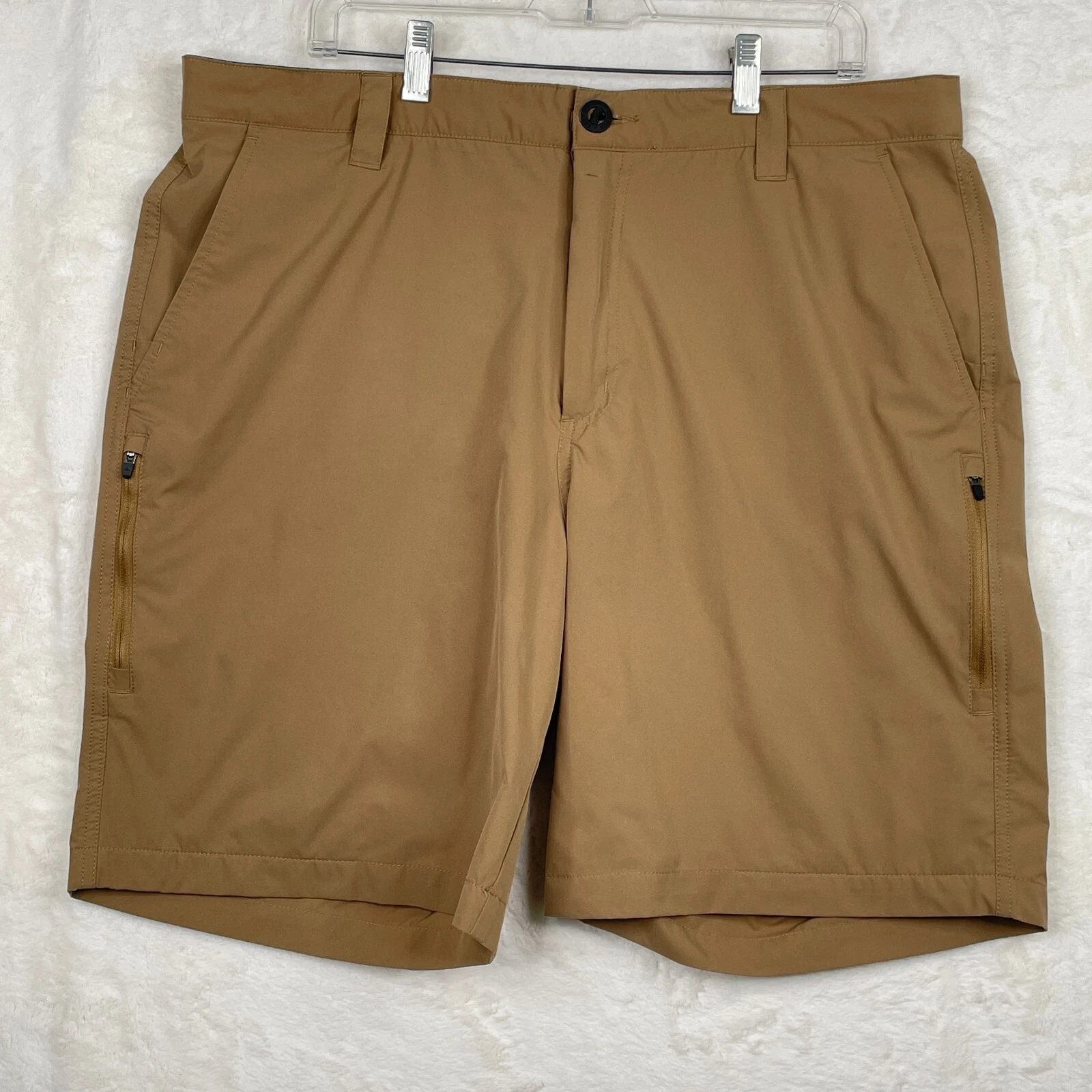 Orvis Tech Cargo Shorts Men's Size 38 Tan 8" Inseam Fishing Outdoors Pockets