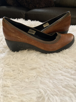 MERRELL SELECT GRIP SLIP ON PERFORMANCE FOOTWEAR WEDGES BROWN 7.5