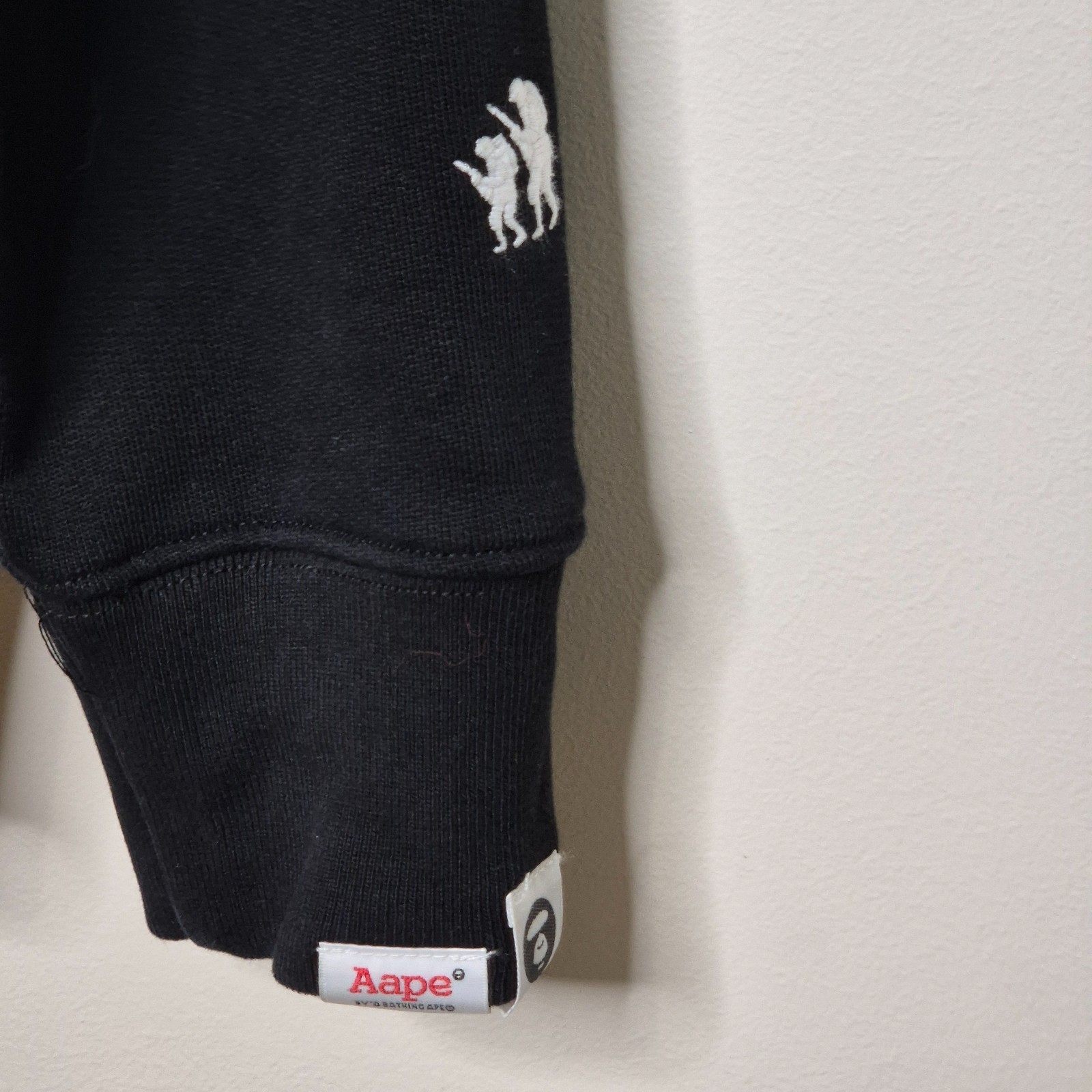 Disney A Bathing Ape Aape Mickey Mouse Hoodie Pullover Jumper Size M thumbnail 3