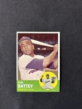 Beautiful pack fresh 1963 Topps Est NMMT #410 Earl Battey