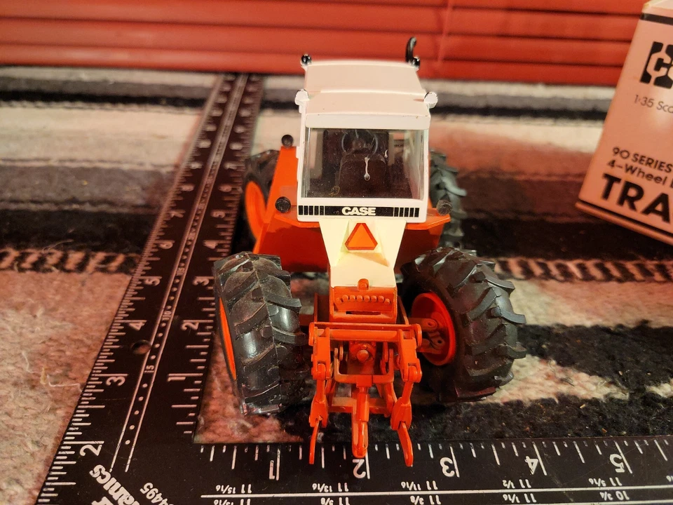 Case 4890 1/35 Diecast Farm Tractor Replica Collectible By Conrad - Image 4 of 4