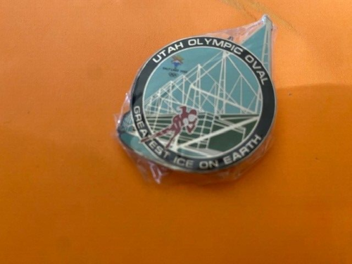 SALT LAKE CITY OLYMPICS PIN SPEED SKATE VENUE UTAH OLYMPIC OVAL - Picture 1 of 1