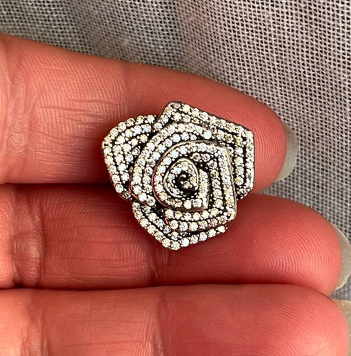 Charm Pandora Rosa Scintillante Grande in argento 925