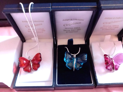 CIONDOLO LALIQUE FARFALLA BLU FUCSIA, ROSA, TRASPARENTE E CRISTALLO - ECCEZIONALE - Foto 6 di 9