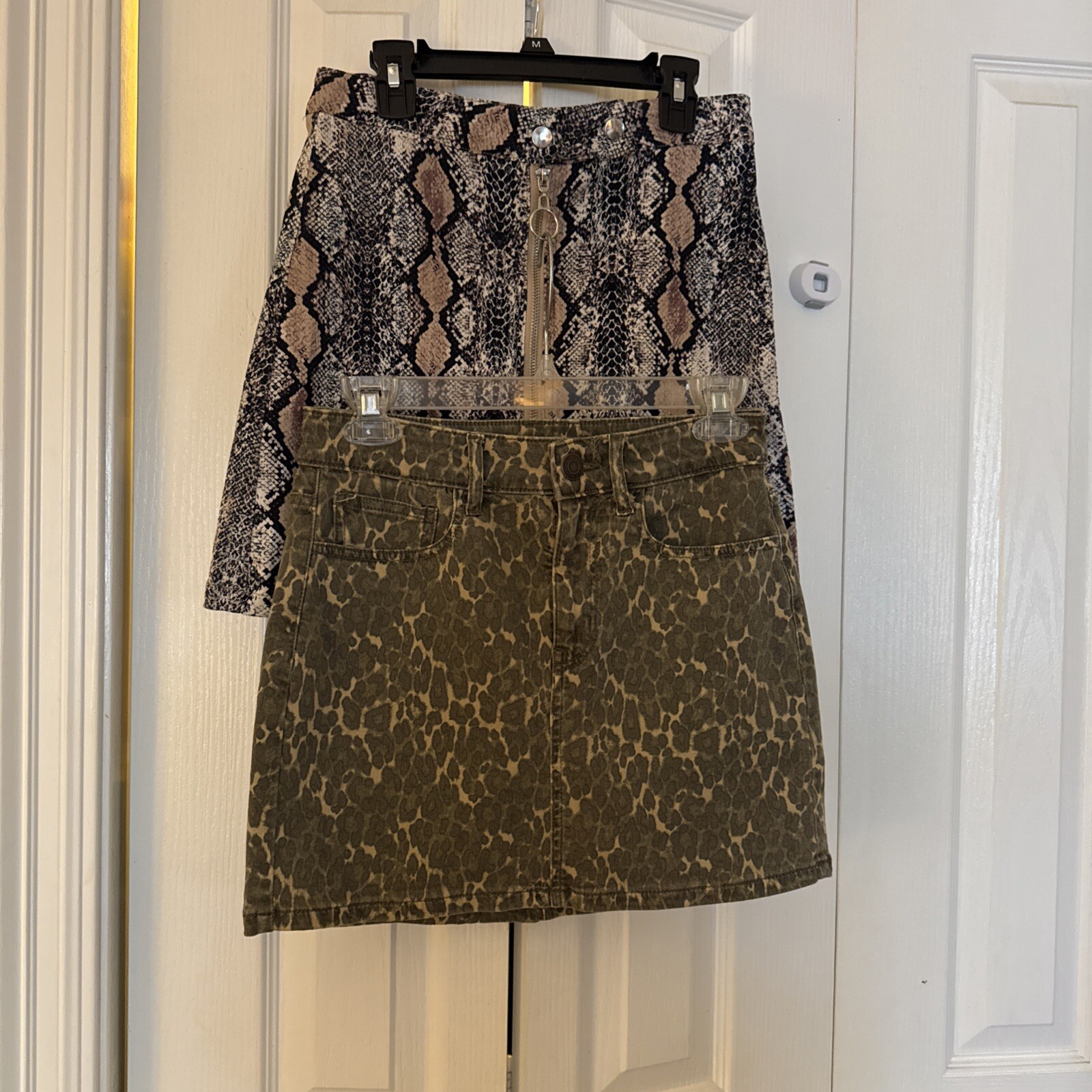 2 American Eagle leopard & snakeskin denim skirts - women's size 2  