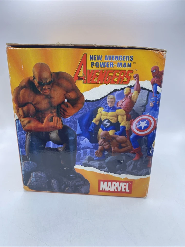 Figura Estatua Vengadores Power Man Edición Limitada # 555/2500 en Caja Foto 2 de 4