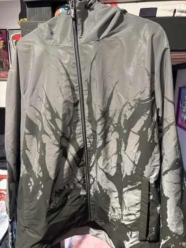STAY COLD APPAREL CHROME SCARS (3M REFLECTIVE) - WINDBREAKER JACKET LARGE - product listing photo
