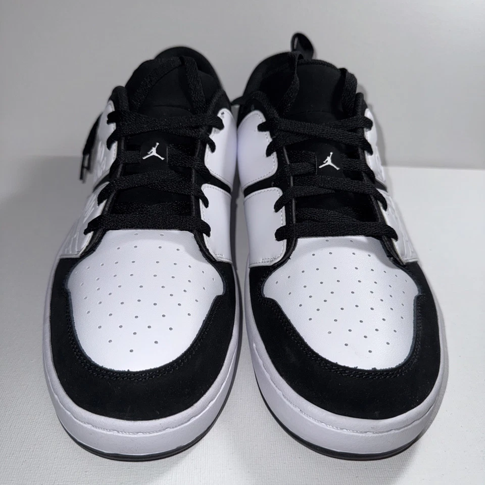 Jordan Nu Retro 1 Bajo (Blanco Negro) Talla 11 - DV5141-100 Foto 3 de 4