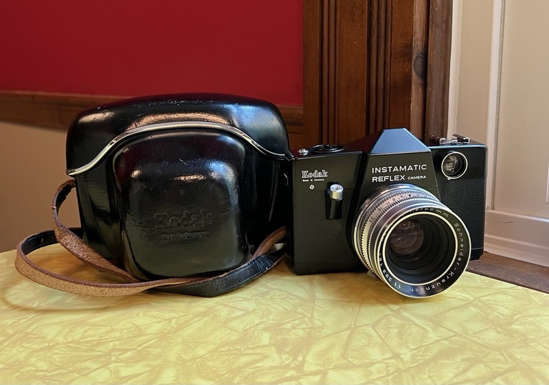 Rare Black Kodak Instamatic Reflex Film Camera with Xenon 50mm f1.9 Lens + Case