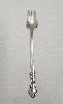 RARE VINTAGE PATTERN CHESTER 1888 TOWLE MFG CO SILVER PLATE