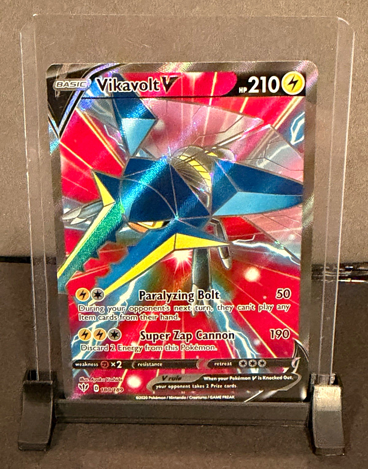 Vikavolt V 180/189 Darkness Ablaze Full Art Ultra Rare Holo English 2020
