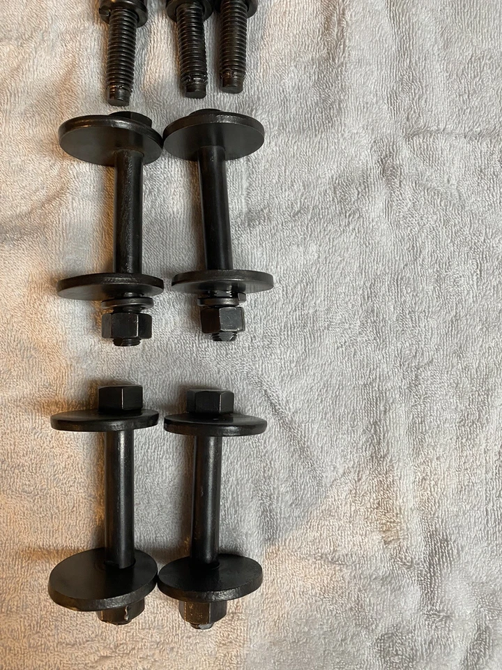 MOPAR E-BODY 1970-74 E-Body 74 BARRACUDA upper control+ arm steering box bolts ! - Image 4 of 4