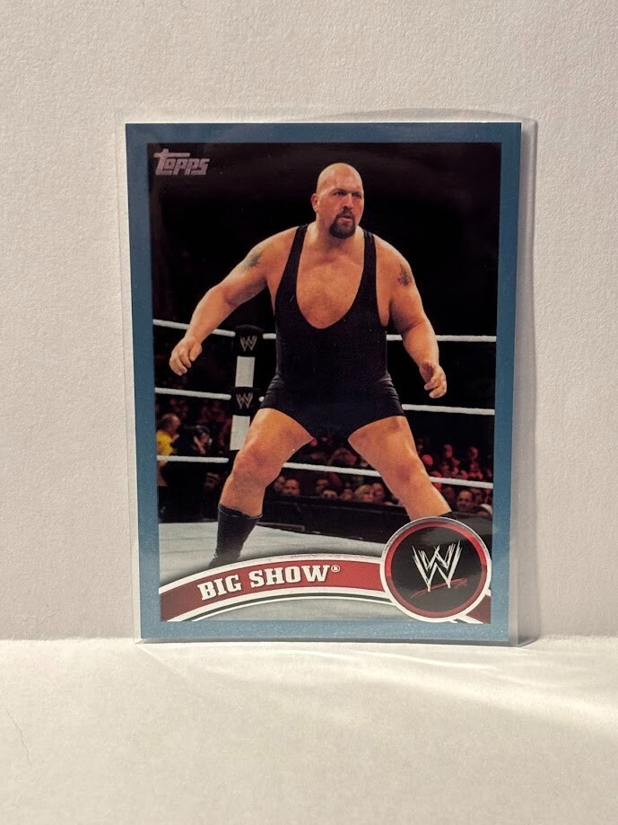 Big Show 2011 Topps WWE Blue Card # 56 0819/2011 WWF Paul Wight The Giant AEW