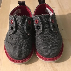 baby boy toms