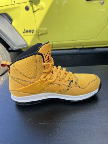 Dwayne Wade Jordan Flight 45 High Max High Yellow 524866-701 Size 11.5 - Picture 5 of 10