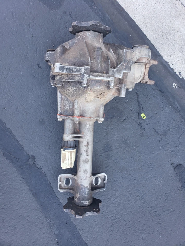 Chevy Silverado 1500 2005 4x4 diferencial delantero en buen estado Foto 2 de 4