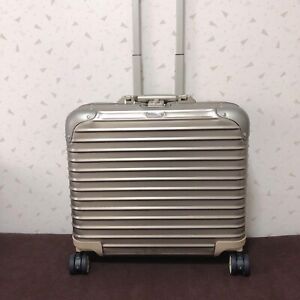 rimowa topas business trolley