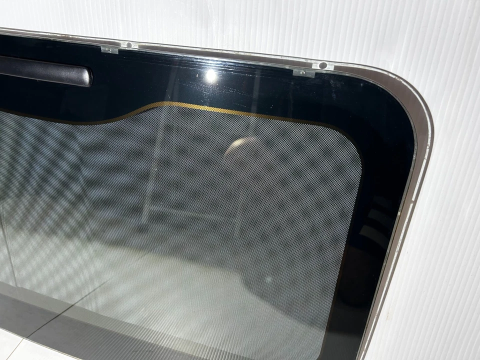 83-89 MITSUBISHI STARION CHRYSLER CONQUEST OEM TECHO CORREDIZO VIDRIO Foto 2 de 4