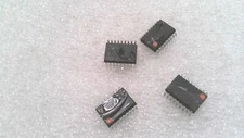MICROCHIP TECHNOLOGIES PIC16C54C-04/SO MICROCONTROLLER IC, 18 PIN (LOT OF 25)