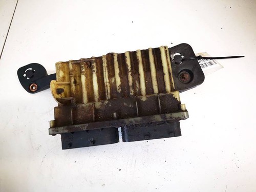 Opel Astra 2000 Blower Fan Regulator (Fan Control Switch Relay Mod #2586811-37