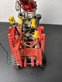 LEGO 8854 TECHNIC PNEUMATIC POWER CRANE SET NO MANUAL/BOX For Parts or rebuild