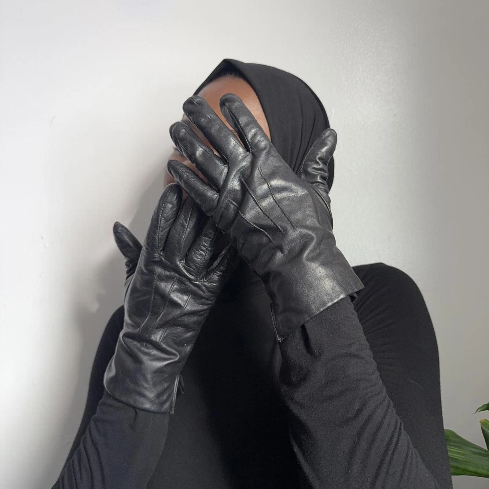 Vintage LANDS’ END black Genuine Leather Gloves - Insulated size 7.5