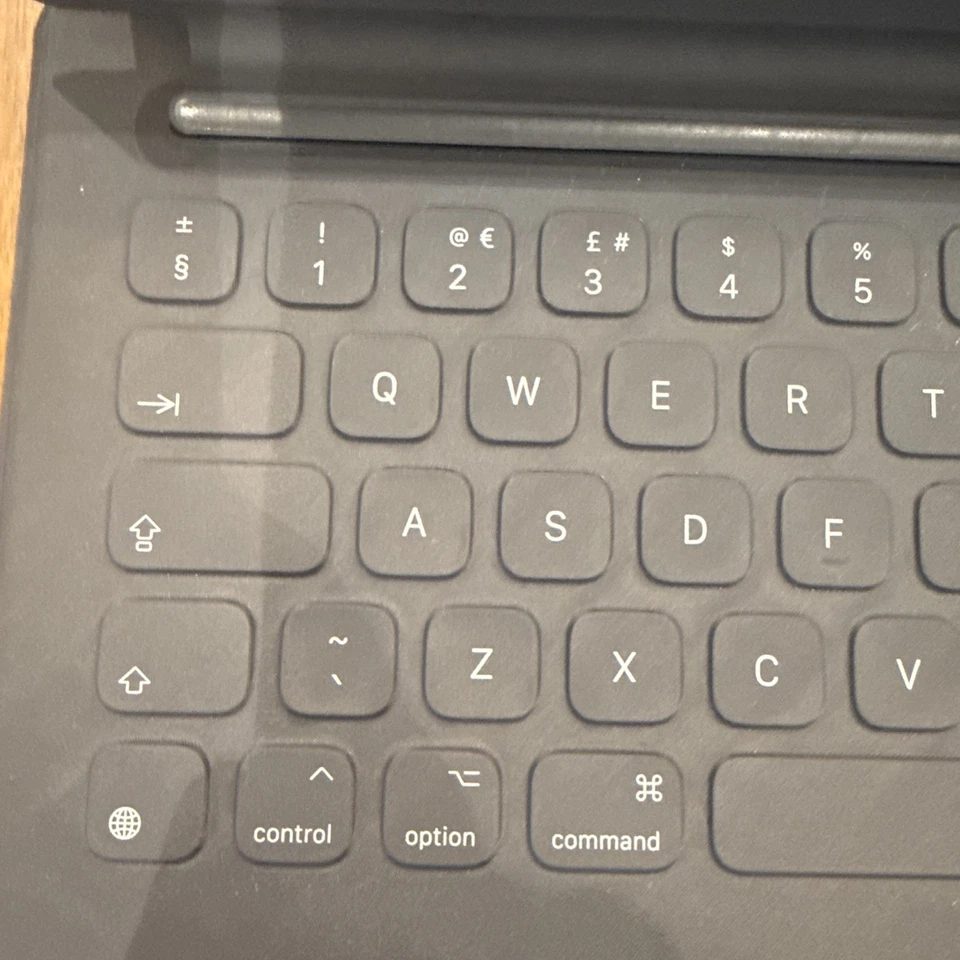 🔥Apple iPad Pro Smart Keyboard A1636 12-9-Inch🔥 - Image 4 of 4