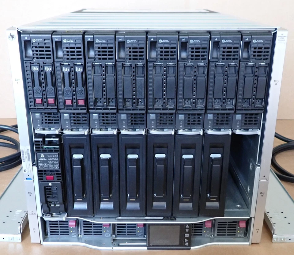 HP BladeSystem C7000 G3 3PH Chassis 8x BL460c Gen8 with Spec + 1x D2220sb Blades - Image 2 of 4