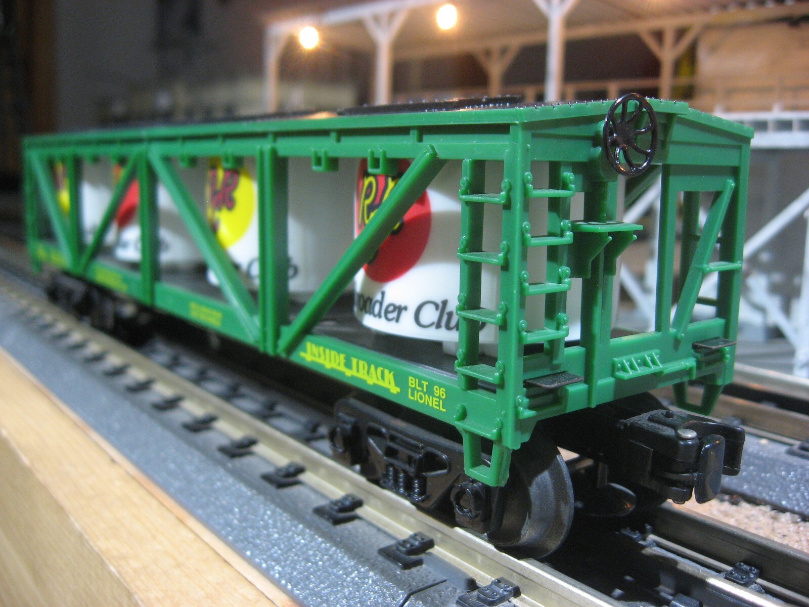 Lionel 6-19940 1996 Inside Track Vat Car * BUY IT NOW LISTING *