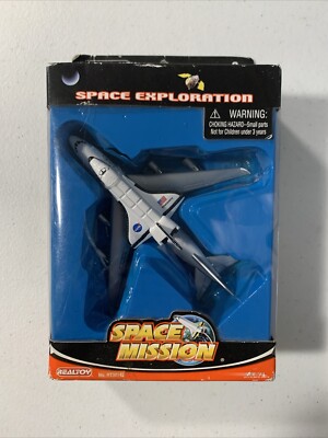 Daron Realtoy Space Mission B747 Space Shuttle Carrier And Shuttle Open Box
