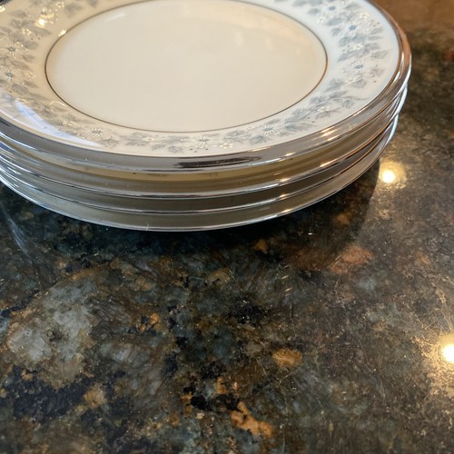 Lenox WINDSONG China Bread & Butter Plates Set of 4 - (6 3/8”) Ivory/Blue - Picture 2 of 6