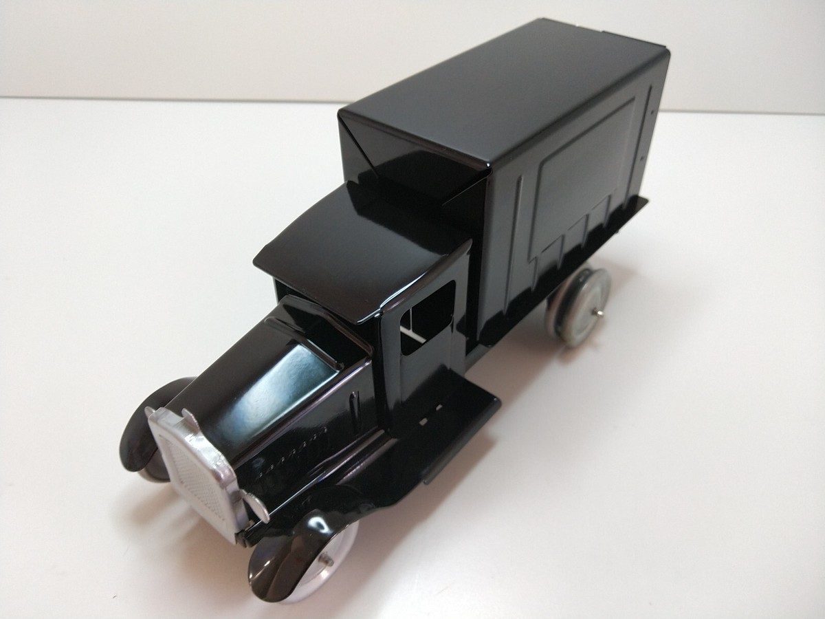 SpecCast Collectibles - Camion De Livraison Noir échelle 1/20e - Tôle - Occasion