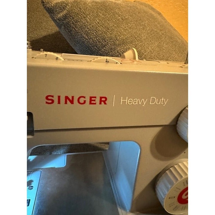 SINGER Heavy Duty 4423 Sewing Machine Tested Working eBay