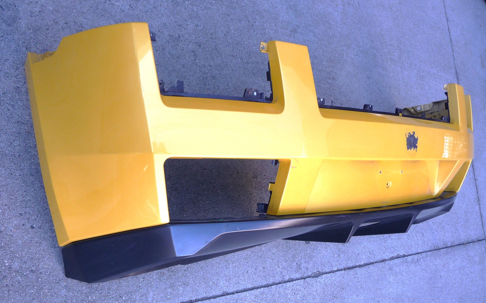 2004-2008 Lamborghini Gallardo Coupe Spider Rear Bumper 400807527 400807497B OEM