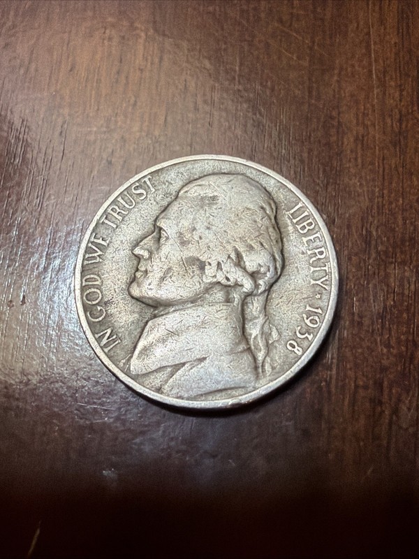 1938 Jefferson Nickel 5c US Coin Philadelphia Mint - 418