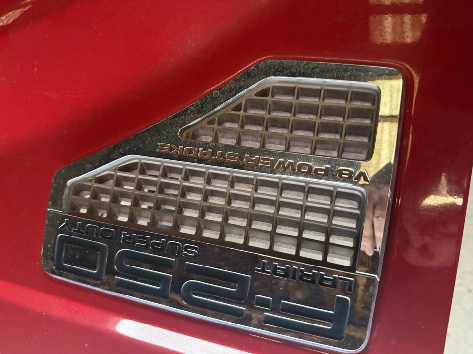 Guardabarros delantero derecho para Ford F250 F350 F1 Vermillion 2008-2010 rojo Foto 3 de 4