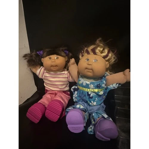 Cabbage Patch Kids Play Along Doll Brown Hair Brown Eyes  StripeD Outfit 2005