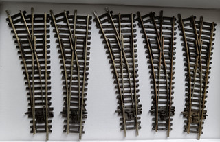 5 Peco ST 241 OO gauge Left Hand Setrack points with Nickel Silver Rails GWO