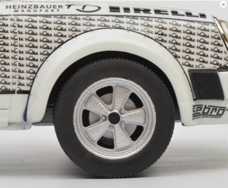 Diecast Collector Schuco Edition 1:18 VW T1 Renntransporter Porsche Bunker – Sammlungsauflösung im unberührten Originalkarton – Bild 6