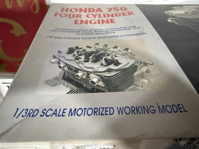 Minicraft Honda 750 Four Cylinder Engine 1:3 Motorized Model
