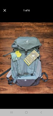 Deuter Trail 28SL Women's Backpack For Trekking Hiking