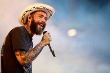 Post Malone Live Concert Performance with White Cowboy Hat Photo Reprint
