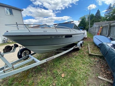 Boat - 21' Regal Majestic 207XL 1985  Brand NEW INTERIOR    Includes Trailer