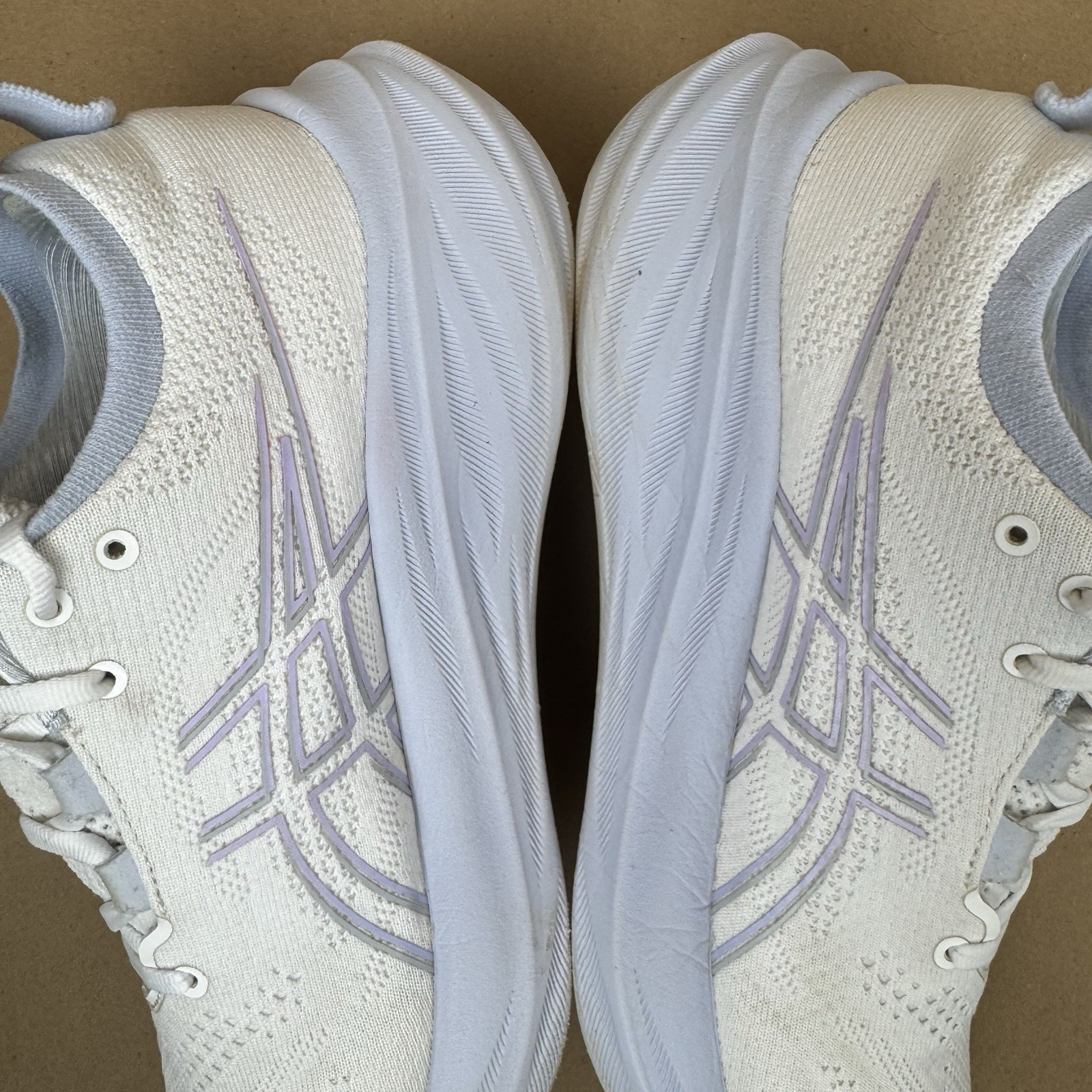 Asics Gel Nimbus 26 Womens Shoes Purple White Athletic Running Sneakers Size 9 thumbnail 10