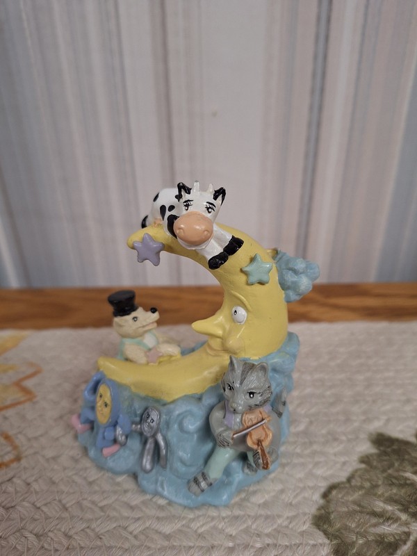 Resin Nursery Rhyme Figurine