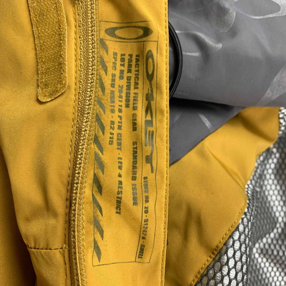 Oakley Nitro Fuel 2 Tactical Ski Snowboard Jacket Coat Vents Oakley Nitro Fuel 2 Tactical Ski Snowboard Jacket Coat Vents